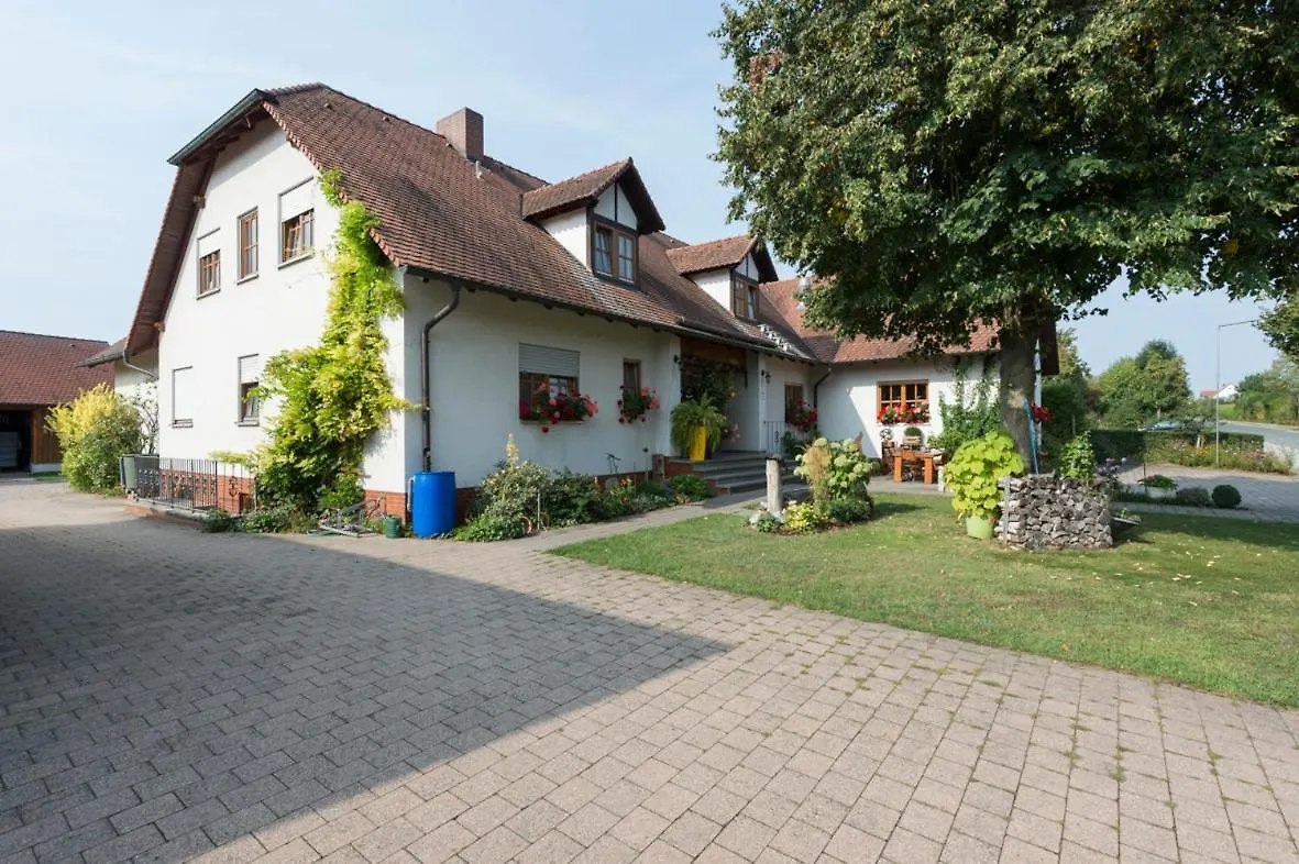 Gasthaus-Pension Hofmann Oberdachstetten Guest house